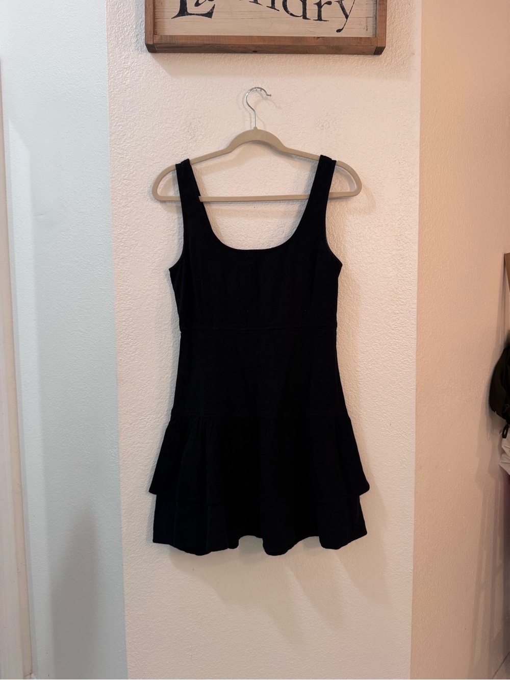 Free People Black Scoop Neck Tiered Mini Dress W/ Drop Waist Size Small Like New